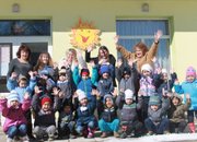 Детска празнична програма за Осми март