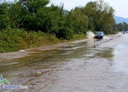 Река Черниш тече на пътя Ботевград-Трудовец