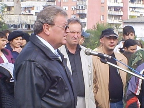 Етрополският Клуб "Млад командос"