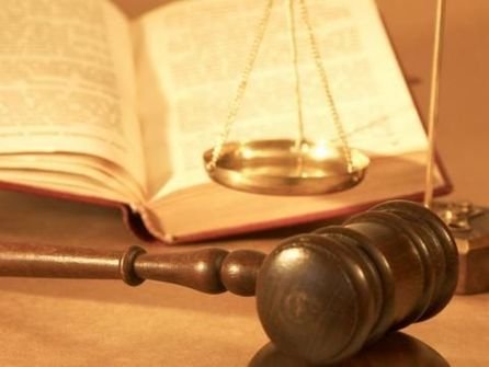 Съдът заседава повече от три часа по делото за отстраняване на Георги Георгиев от кметския пост