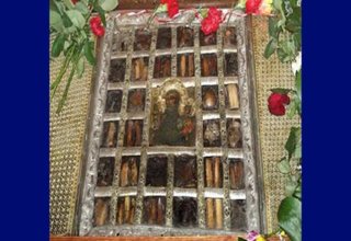 Чудотворната икона на Света Богородица идва в Ботевград за Димитровден Скрийншот