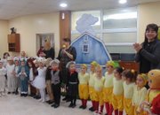 Деца от Детска градина “Звънче“ поднесоха празнична програма в Дома за възрастни хора “Д-р Адриян Атанасов“ 