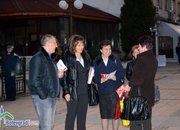 Станишев лично агитира ботевградчани да гласуват на референдума