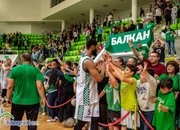 След изстрадана победа Балкан поведе  с 2-1 срещу Левски Лукойл