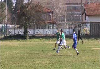 Днес започна общинското ученическо първенство по футбол Скрийншот