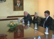 Министър Дянков бе посрещнат с хляб и сол в Ботевград