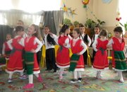 „Да се посмеем заедно на мегдана”