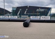 Започна полагането на изкуствената тревна настилка на Герена