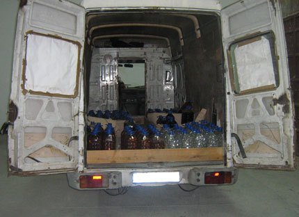 "Боляри" скрили 1 т алкохол-менте в офиса на фирма