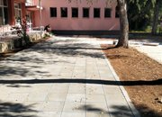 Две детски градини ще посрещнат новата учебна година с обновени дворни пространства