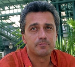 Почина Андрей Баташов