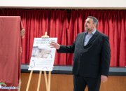 Две почетни отличия бяха връчени преди началото на концерт-спектакъла “Памет и бъдеще – 90 год. с името на Ботев и 140 год. читалище“