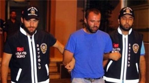 Убиецът от Шумен намушкал 15 пъти в гърлото любимата си