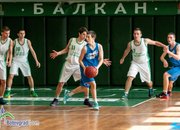 Кадетите с победа и загуба