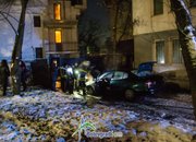 Пламна лек автомобил, паркиран на бул. “Трети март”