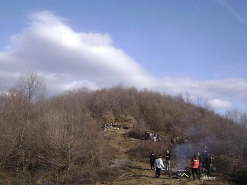 Местността „Лишавия камък” прие своите почитатели