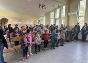 Въхновяващо коледно представление в ОУ "Христо Ботев" - с. Лопян