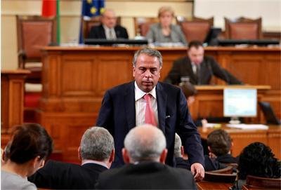 Село гони ексдепутата от ГЕРБ Емил Димитров, не му дава горското стопанство