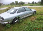 Премахват спрени от движение автомобили от зелените площи в Ботевград