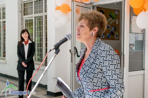 Даниела Колева към Випуск 2018 на ППМГ: Вие сте умни, непокорни, дръзки и амбициозни, изпълнени с желание да се доказвате и побеждавате!