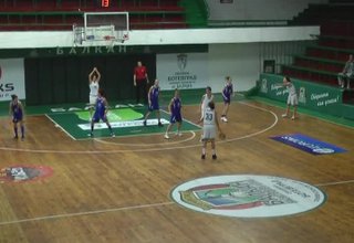 Първа победа в първенството на А група за кадетки спечели отборът на Балкан Скрийншот