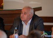 Срещата на кмета с жители на Литаково започна с едноминутно мълчание в памет на патриарх Максим