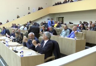 Прекратиха пълномощията ан Георги Георгиев и Николай Велков като общински съветници Скрийншот