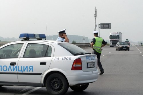 Бандата, заловена на АМ „Тракия”, се оказа група шегаджии