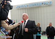Прерязаха лентата на многофункционална спортна зала „Арена Ботевград”