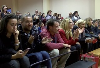 Поздрав от децата на детската градина в Трудовец Скрийншот
