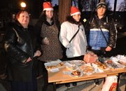 Още една елха светна тази вечер в Етрополе