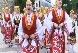 В събота и в неделя отбелязахме едни от най-красивите пролетни празници Лазаровден и Цветница Скрийншот
