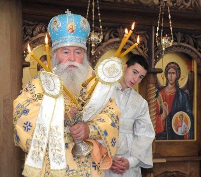 Митрополит Гавриил: Лъжа е, че през високосната 2016-та  не трябва да има венчавки