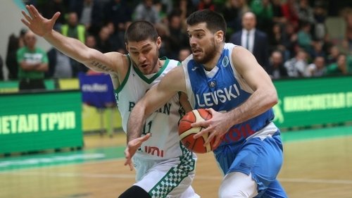 Миливое Мийович ще продължи кариерата си в Полша