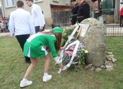 ЕТРОПОЛЦИ СЕ ПОКЛОНИХА ПРЕД ГЕРОИЧНАТА СМЪРТ НА АПОСТОЛА