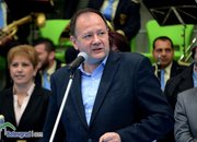 Прерязаха лентата на многофункционална спортна зала „Арена Ботевград”