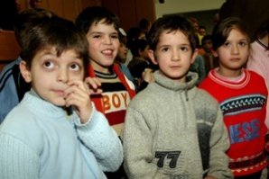 Проверяват видеозаписите в училищата заради лични данни