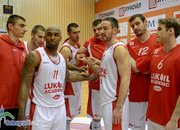 Лукойл Академик срази Черноморец за първа победа в плейофите