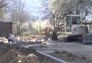 Започна програмата по благоустрояването на Ботевград, предвидена за тази година. Скрийншот