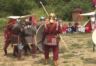 С възстановка отбелязаха празника на античната крепост Боровец Скрийншот