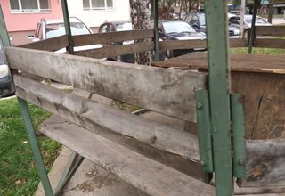 Беседка в центъра на града се нуждае от спешен ремонт, защото е опасна Скрийншот