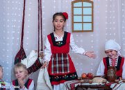 Януарските традиционни празници и именни дни празнуваха днес в ДГ „Славейче“