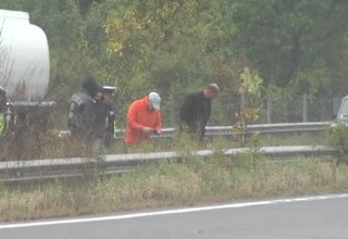 Труп на мъж бе открит на магистралата Скрийншот