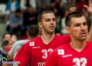 Лукойл Академик сключи нов договор с Николай Грозев