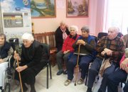 Ученици и студенти създадоха празнично настроение в Дом за възрастни хора „Д-р Адриян Атанасов”