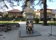 Общинската организация на БСП почете Деня на народните будители