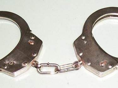 Арестуваха мъж за дребно хулиганство