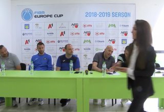 Вчера от БК Балкан свикаха пресконференция преди двете срещи в Ботевград, на която бяха поканени и присъстваха и двама представители на Левски Лукойл - треньорът Константин Папазов и метиджърът Веселин Веселинов Скрийншот
