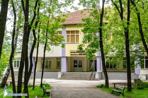 Отново отрязаха проекта на гимназията за нов учебен корпус 