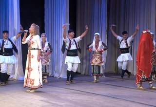 Над 11 хиляди лева бяха събрани вчера на благотворителния концерт на ансамбъл "Българе" вчера Скрийншот